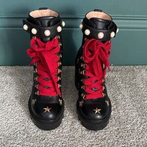 Gucci Combat Boots Removable Pearl Straps 7.5 100% Authentic